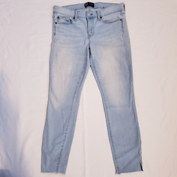 Lightwash Raw Hem Skinny Jeans - Picture 3 of 5